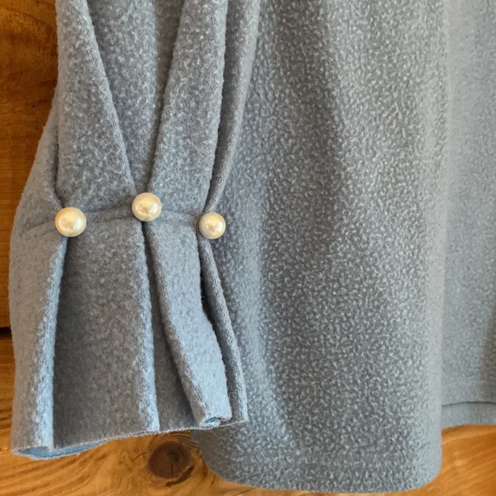 Sweater - Picture 3 of 3
